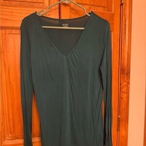 a.n.a Women's Long Sleeve V-Neck Top in Teal Green